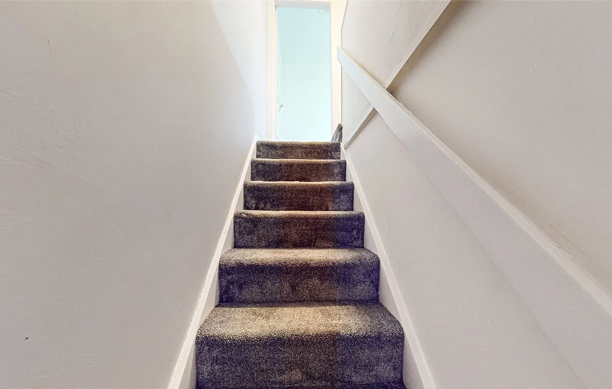 2 bedroom house to rent - Bentley Hurst