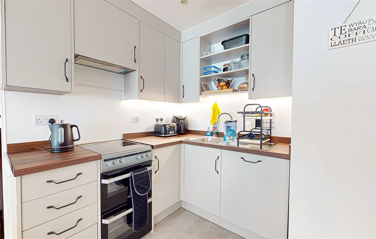 2 bedroom apartment for sale - Bentley Hurst