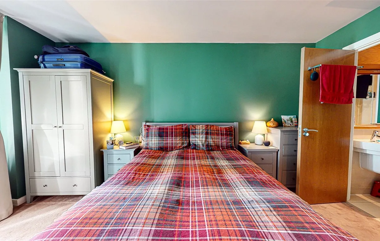 2 bedroom apartment for sale - Bentley Hurst