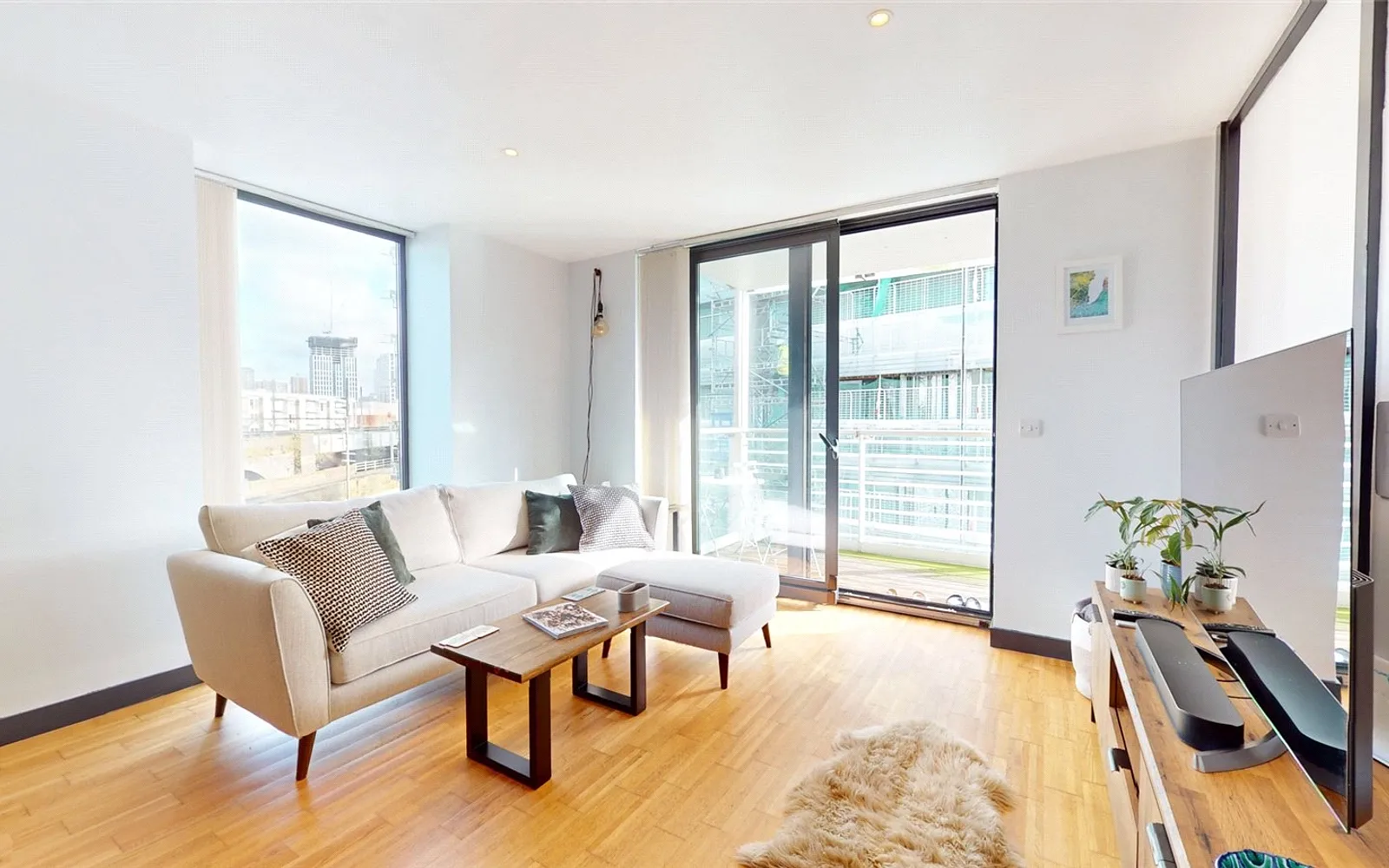 2 bedroom apartment for sale - Bentley Hurst
