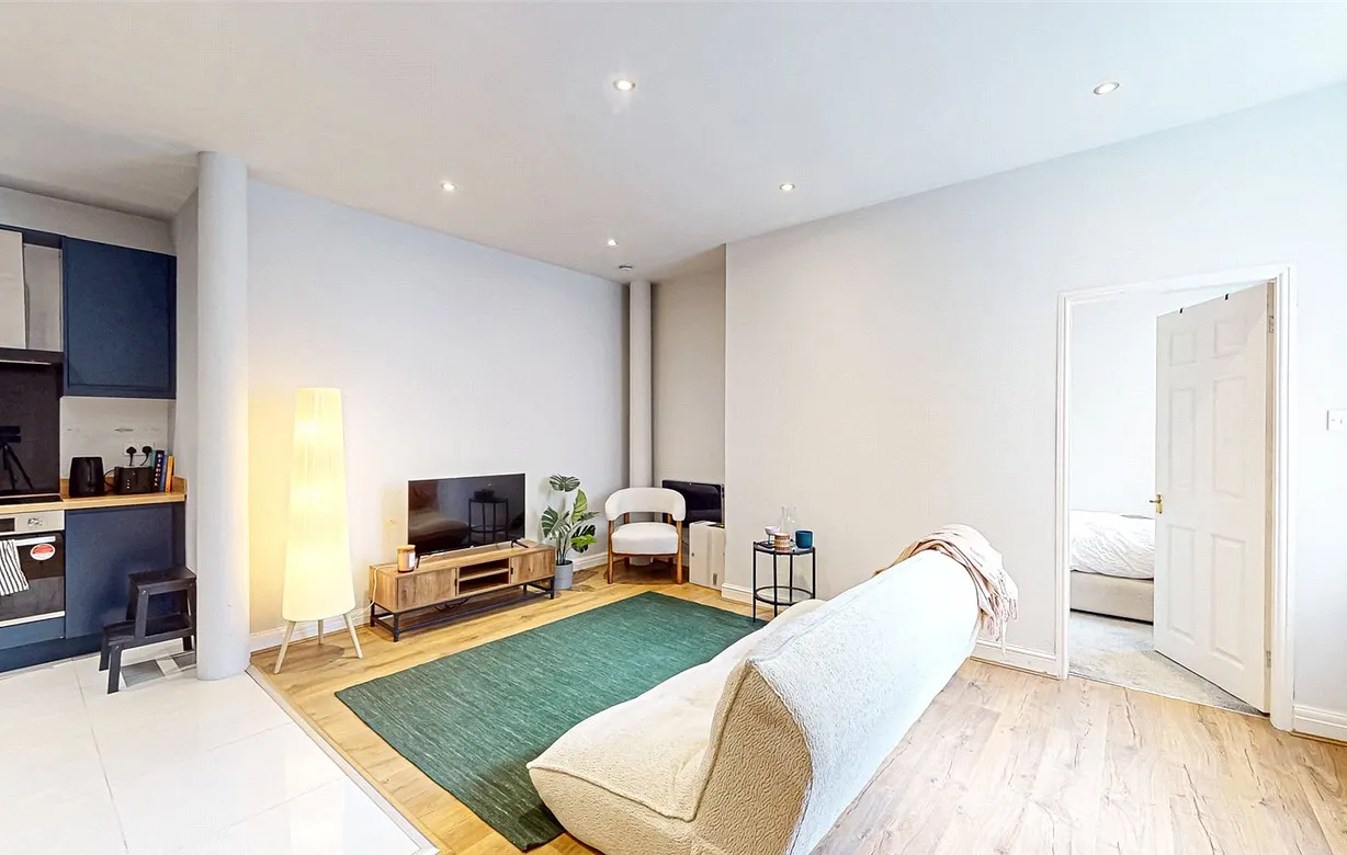 1 bedroom apartment to rent - Bentley Hurst