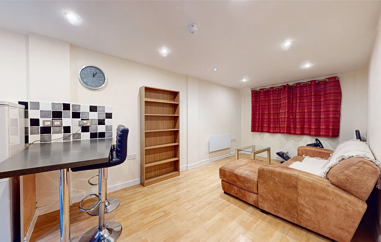 1 bedroom apartment for sale - Bentley Hurst
