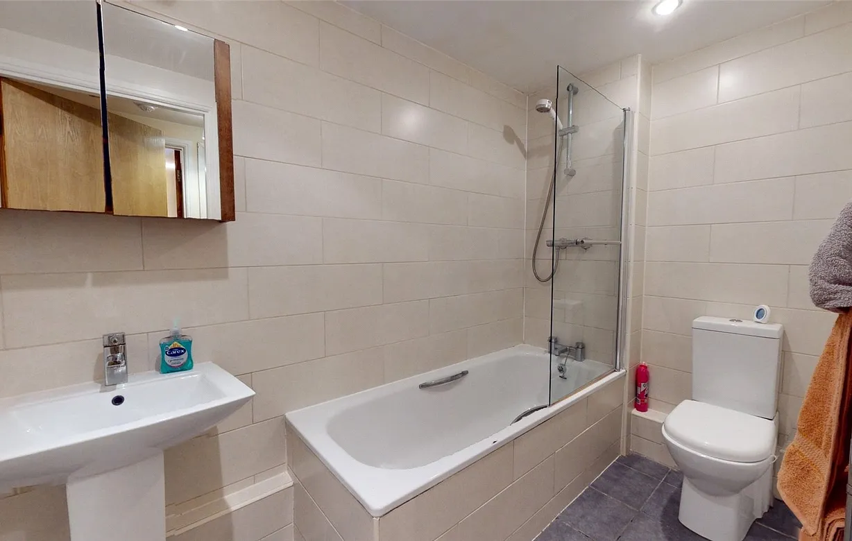 1 bedroom apartment for sale - Bentley Hurst