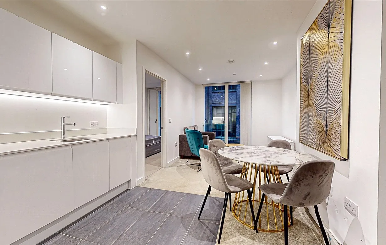 2 bedroom apartment for sale - Bentley Hurst