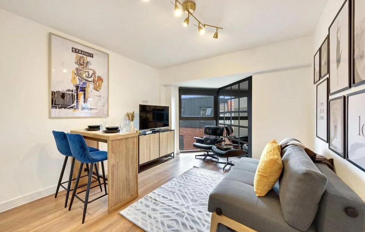 1 bedroom apartment to rent - Bentley Hurst