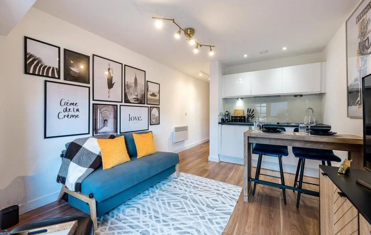 1 bedroom apartment to rent - Bentley Hurst