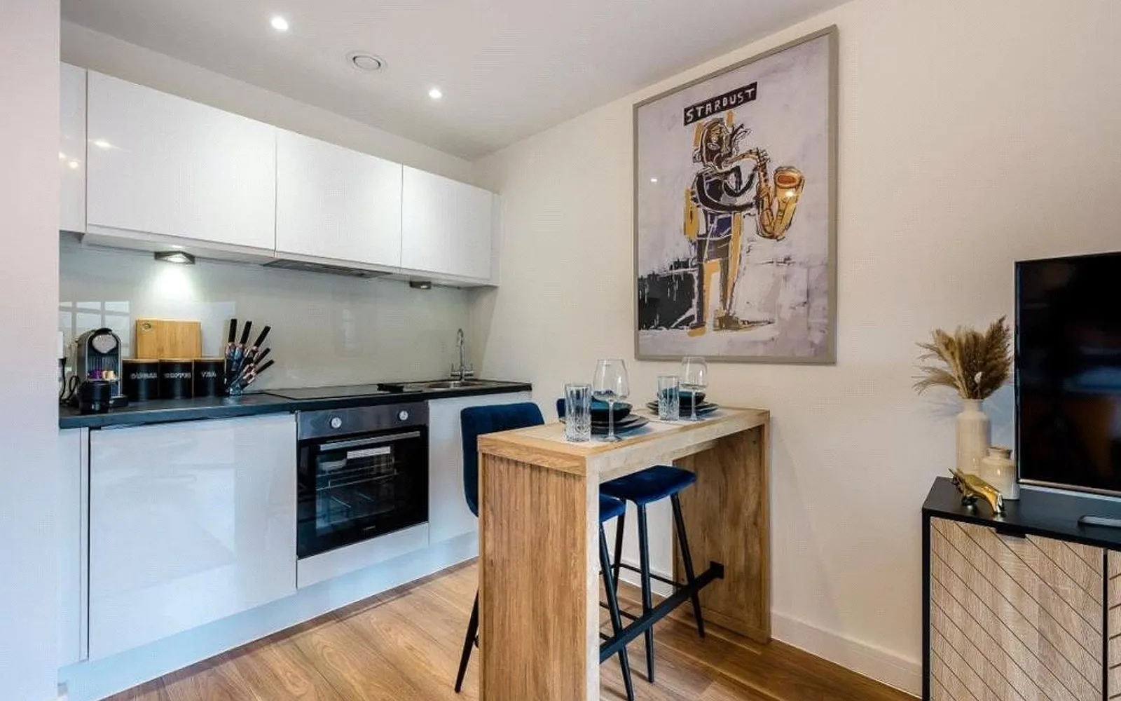 1 bedroom apartment to rent - Bentley Hurst