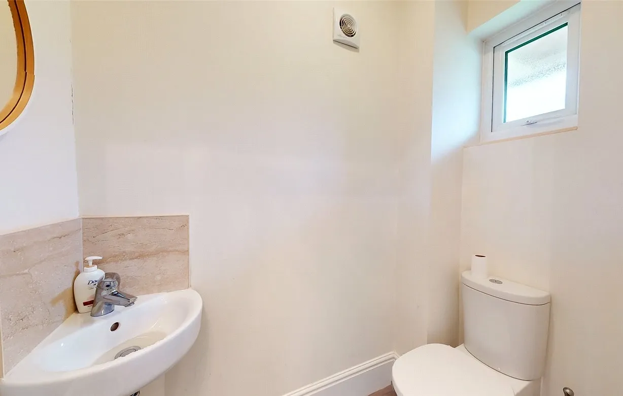 3 bedroom house for sale - Bentley Hurst