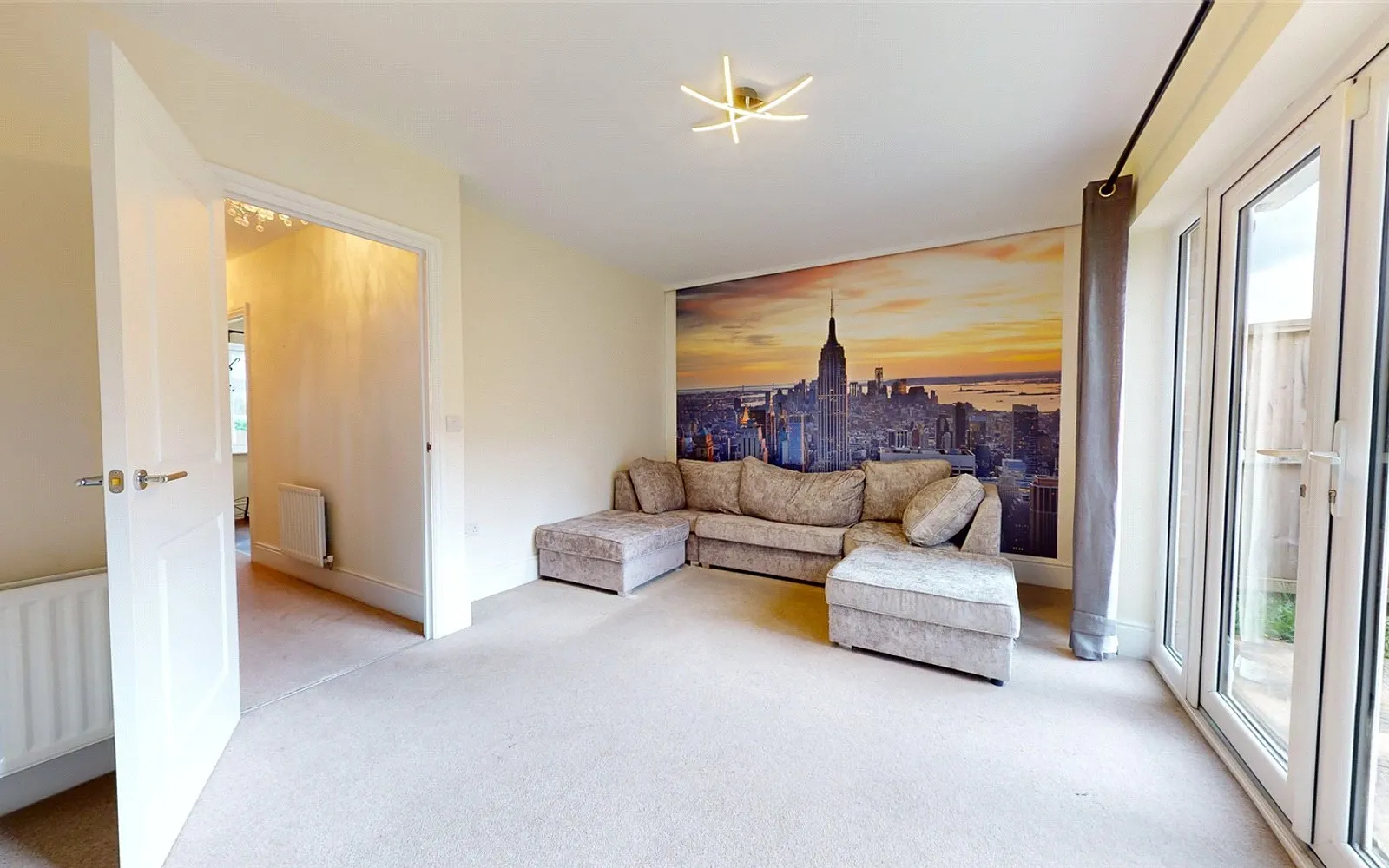 3 bedroom house for sale - Bentley Hurst