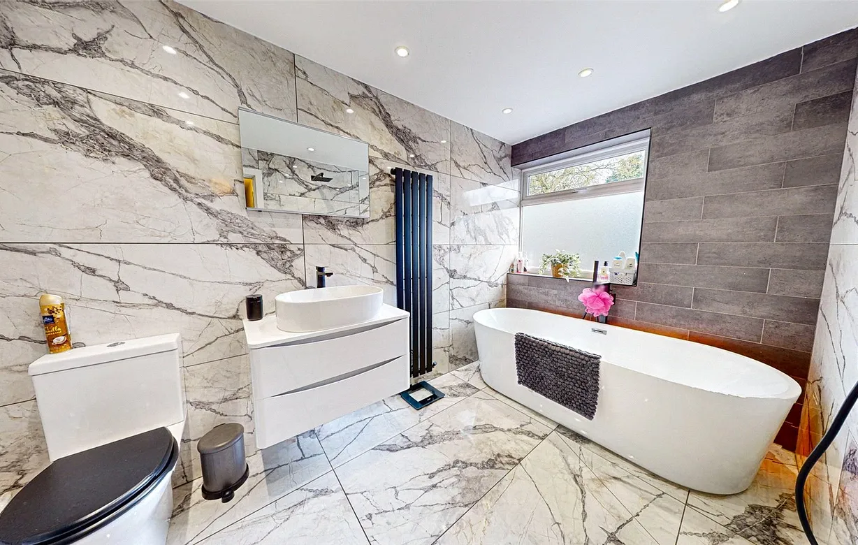 2 bedroom house for sale - Bentley Hurst