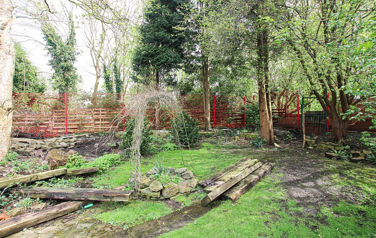 2 bedroom house for sale - Bentley Hurst