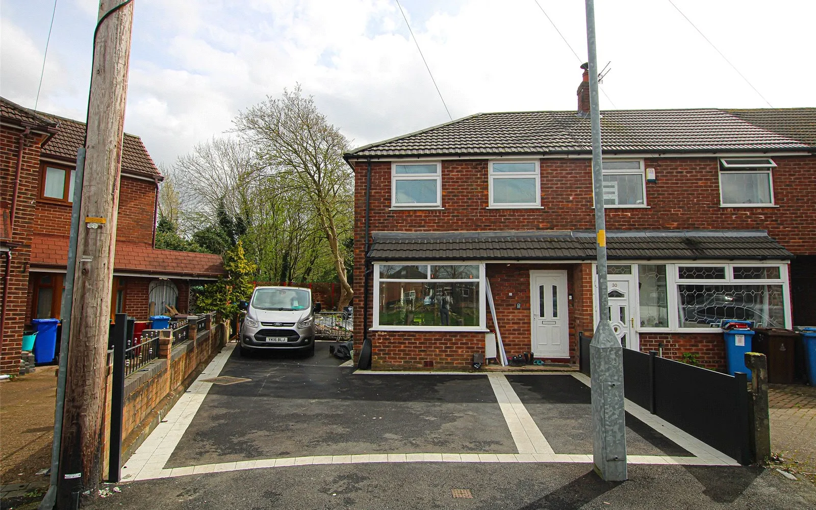 2 bedroom house for sale - Bentley Hurst