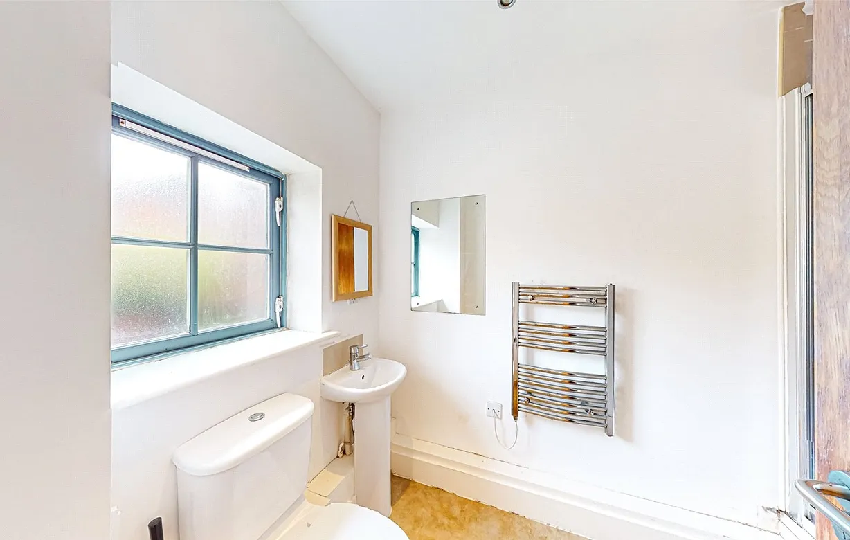 2 bedroom apartment to rent - Bentley Hurst