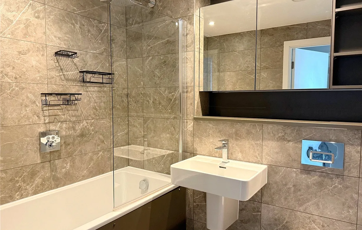 1 bedroom apartment to rent - Bentley Hurst