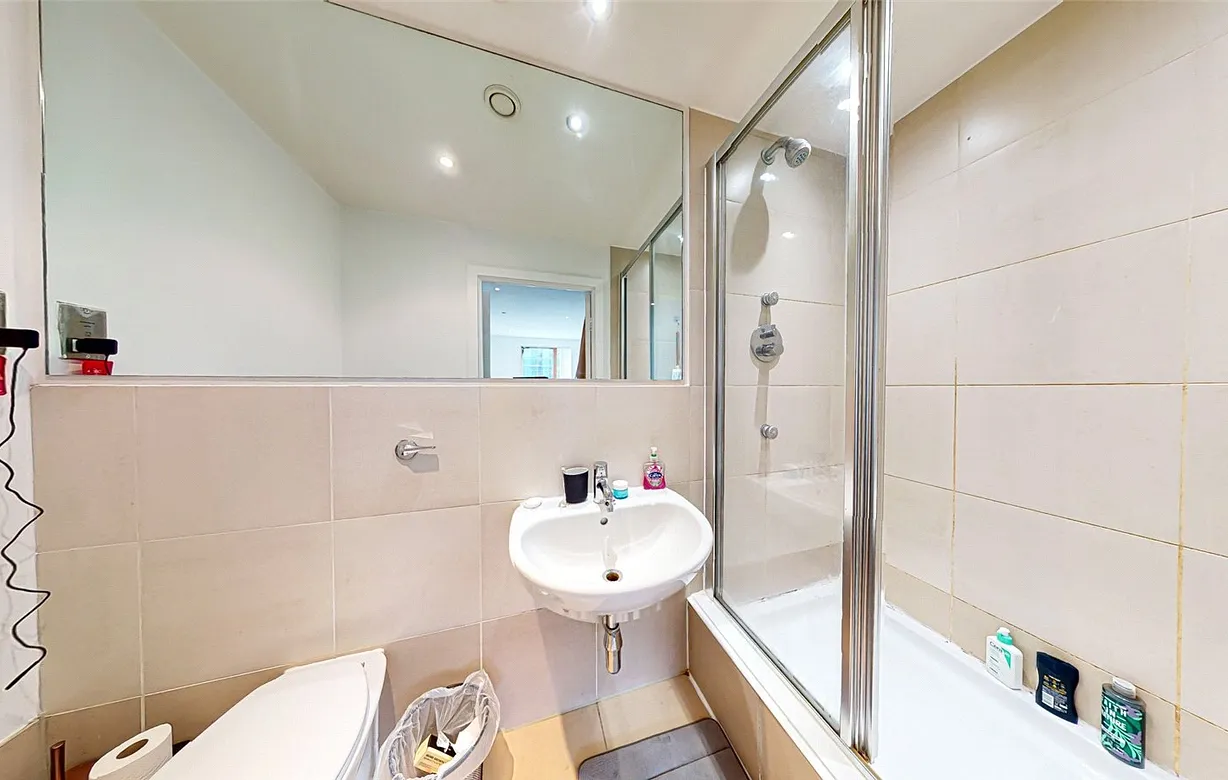 2 bedroom apartment for sale - Bentley Hurst