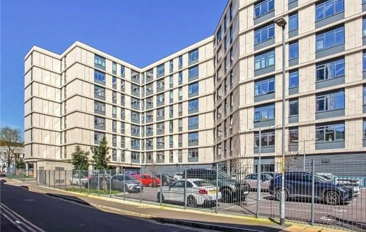1 bedroom apartment for sale - Bentley Hurst