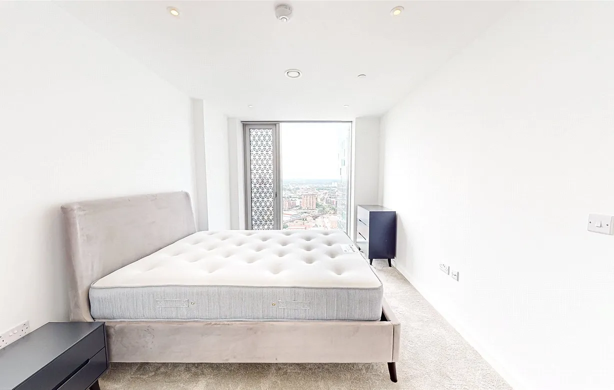 1 bedroom apartment to rent - Bentley Hurst