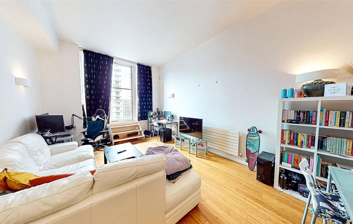 1 bedroom apartment to rent - Bentley Hurst