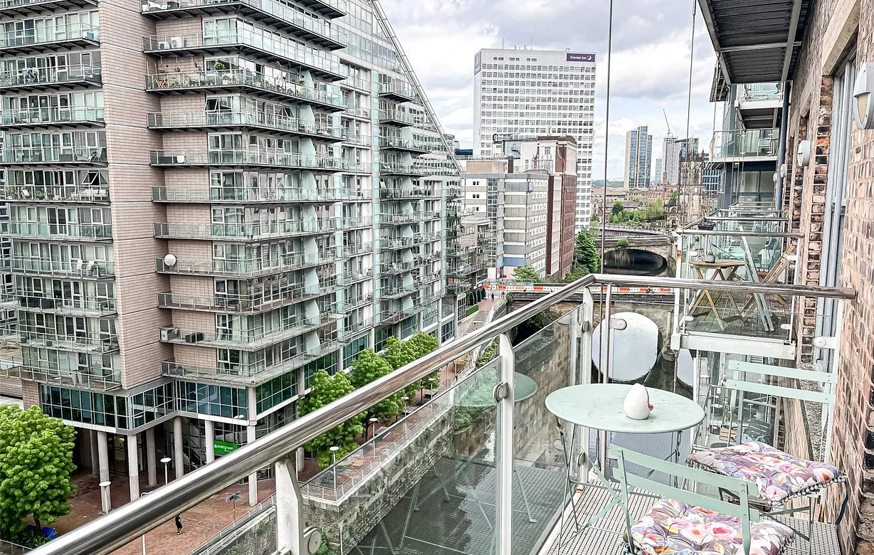 1 bedroom apartment to rent - Bentley Hurst