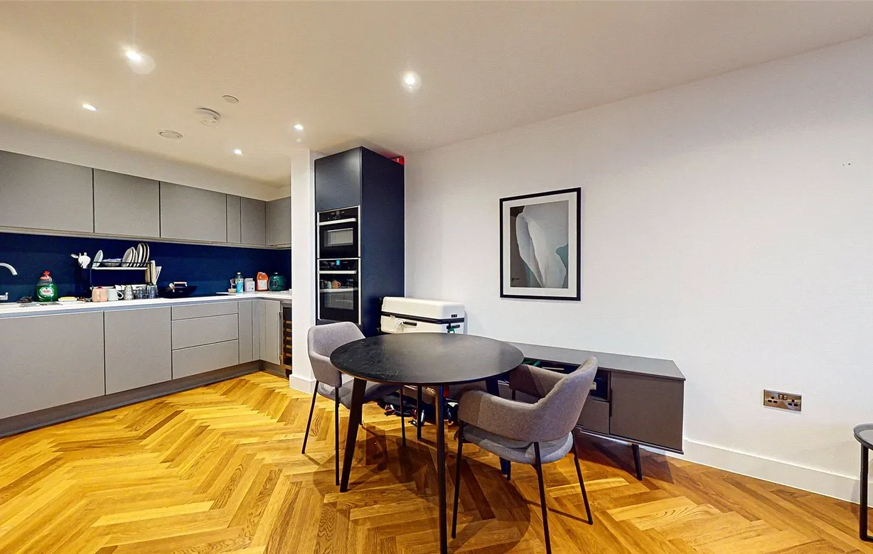 1 bedroom apartment to rent - Bentley Hurst