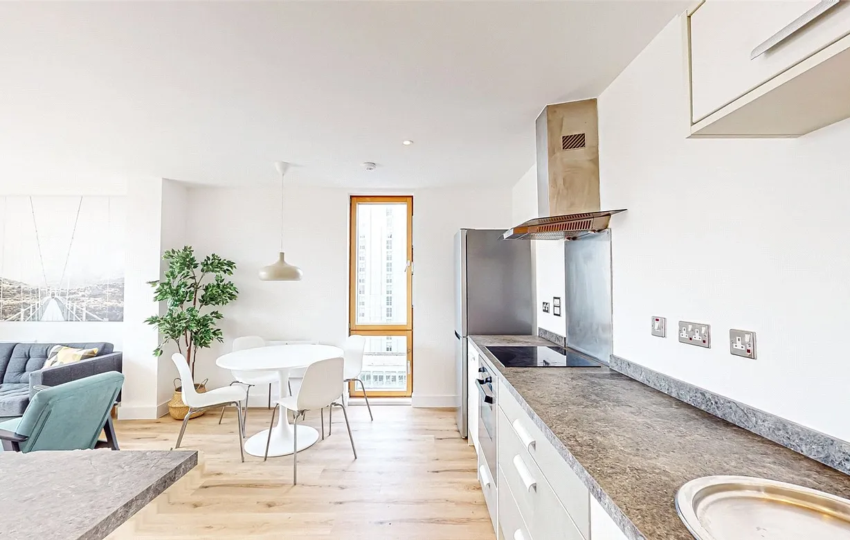 2 bedroom apartment to rent - Bentley Hurst