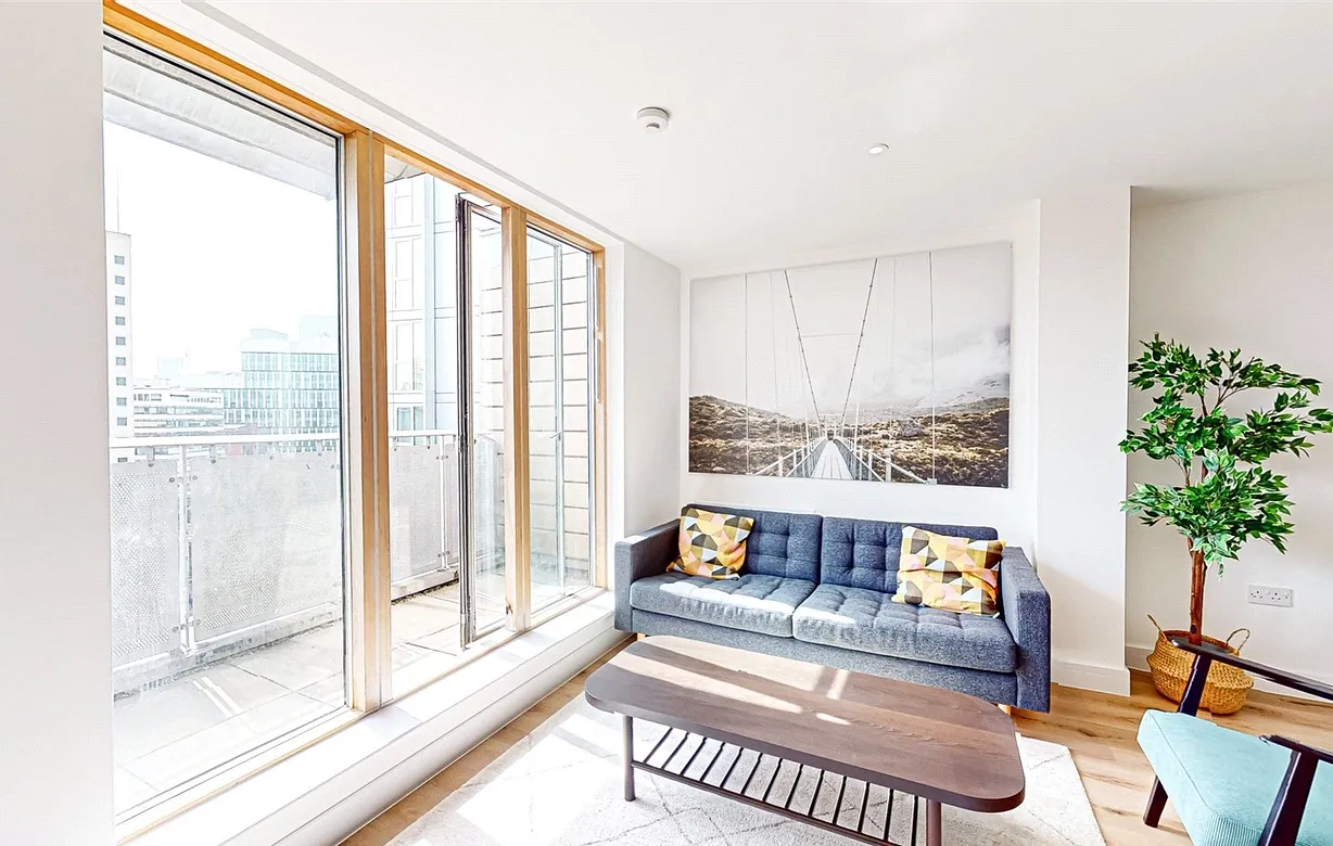 2 bedroom apartment to rent - Bentley Hurst