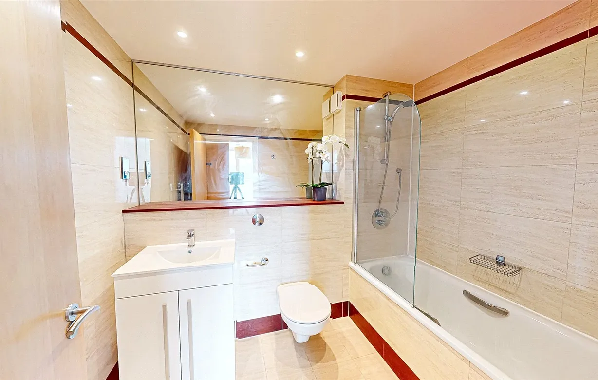 2 bedroom apartment to rent - Bentley Hurst