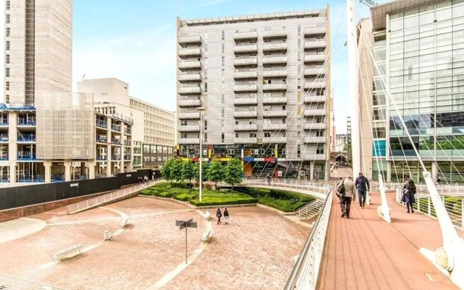 2 bedroom apartment to rent - Bentley Hurst