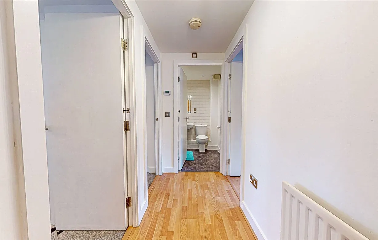 2 bedroom apartment for sale - Bentley Hurst