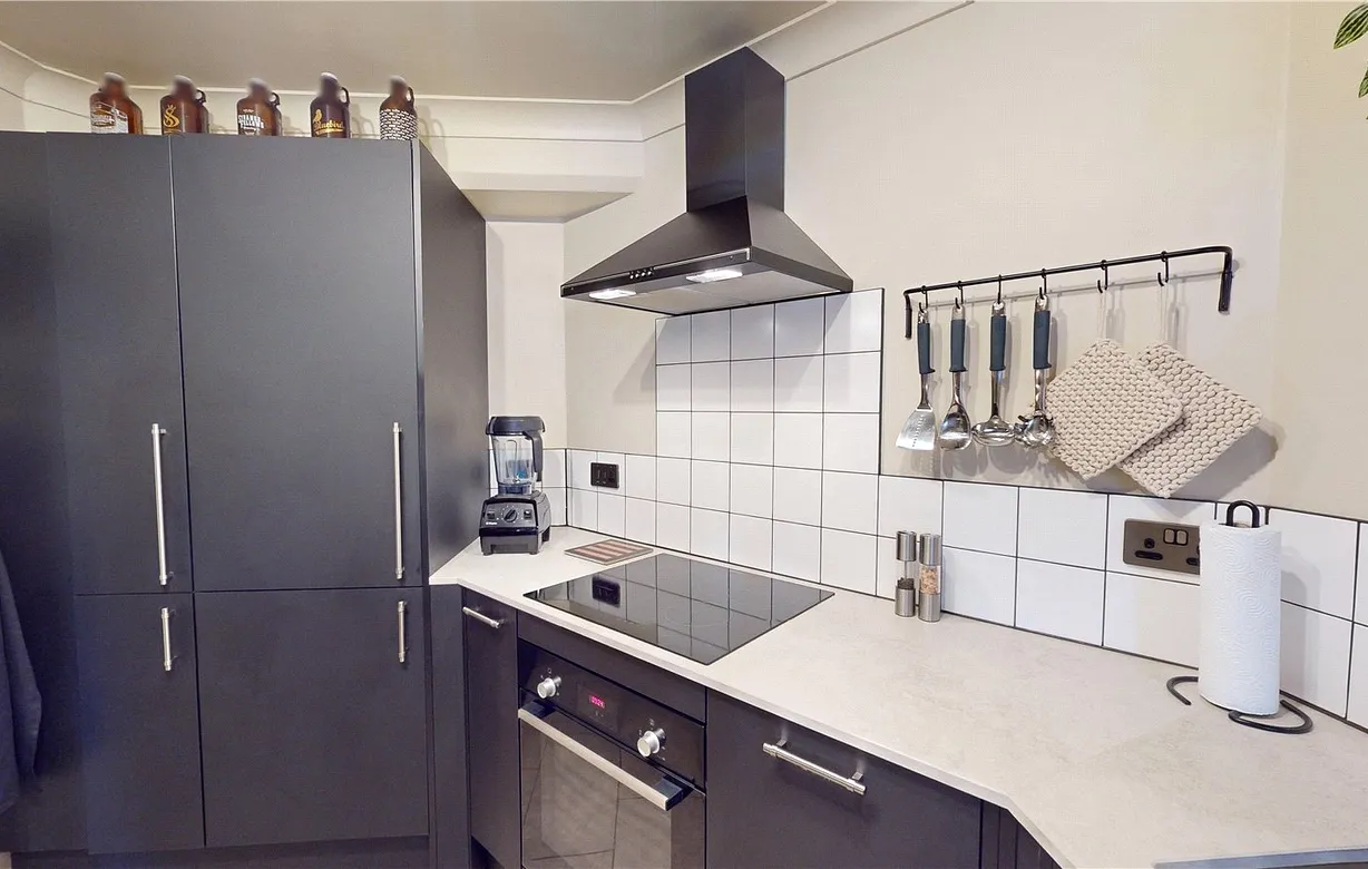 1 bedroom apartment for sale - Bentley Hurst