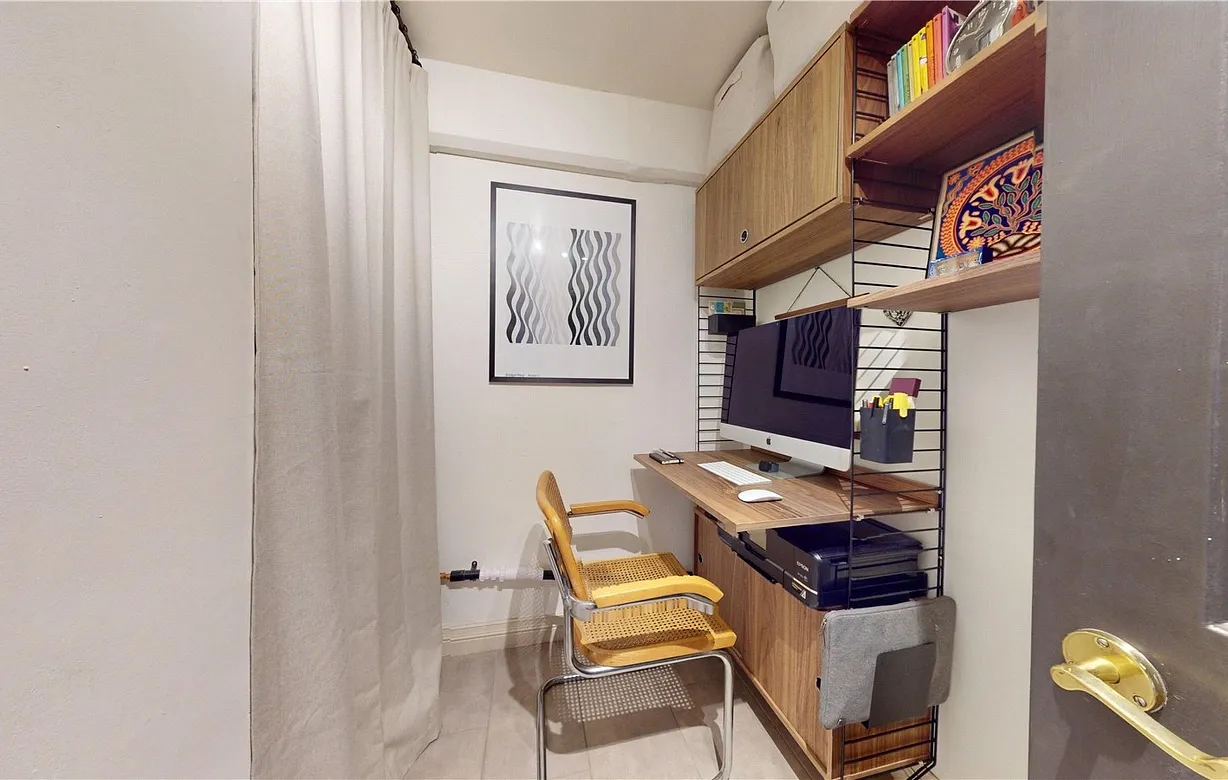 1 bedroom apartment for sale - Bentley Hurst