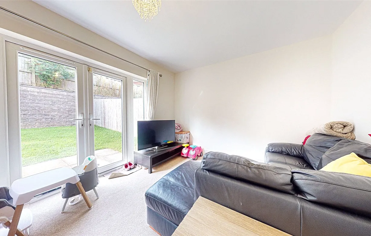 4 bedroom Property for sale - Bentley Hurst