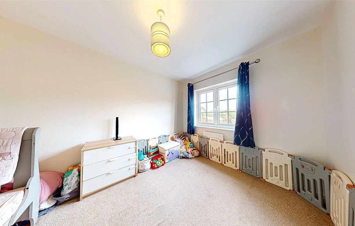 4 bedroom Property for sale - Bentley Hurst