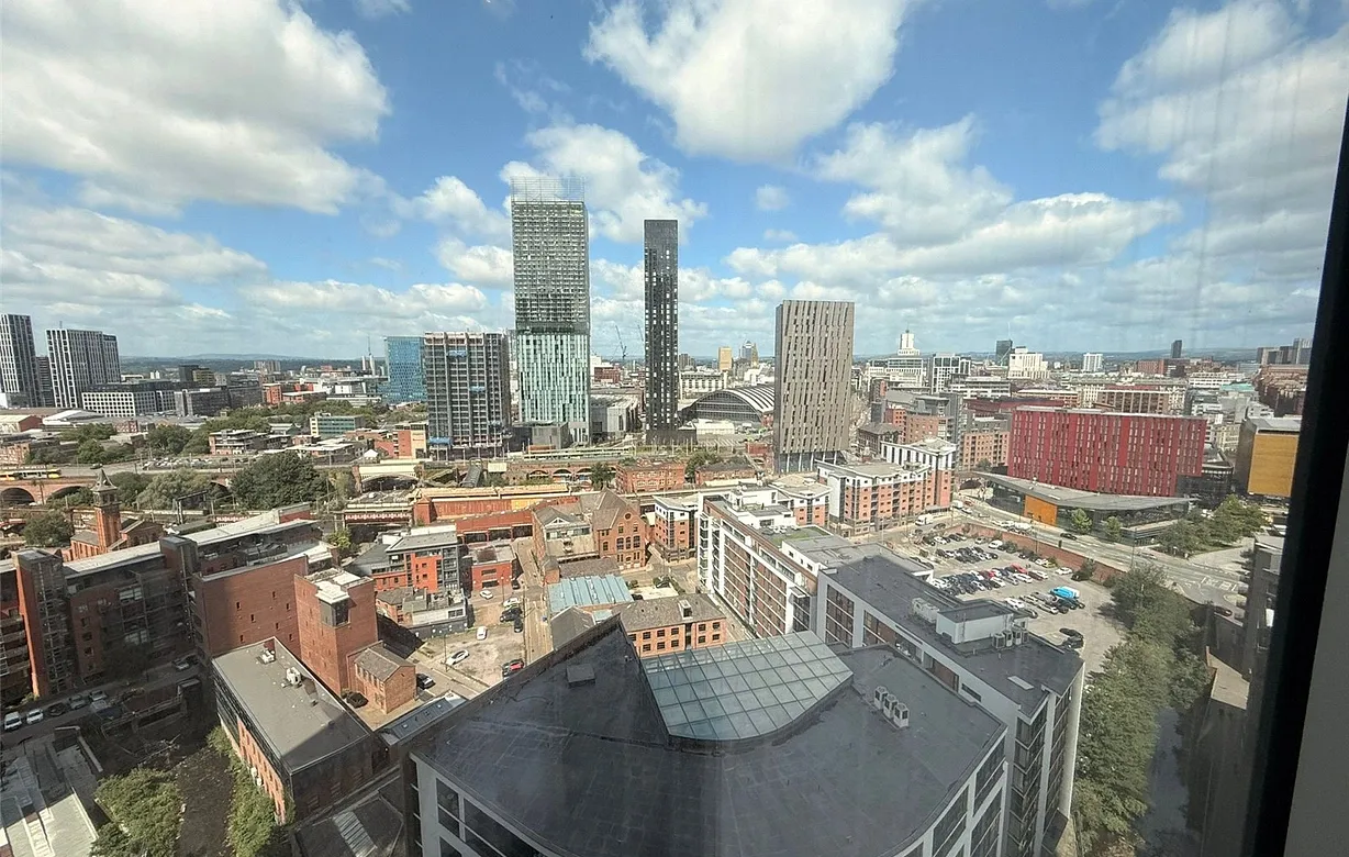 2 bedroom apartment to rent - Bentley Hurst