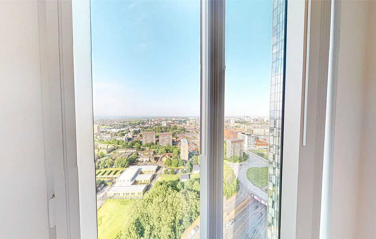 2 bedroom apartment to rent - Bentley Hurst