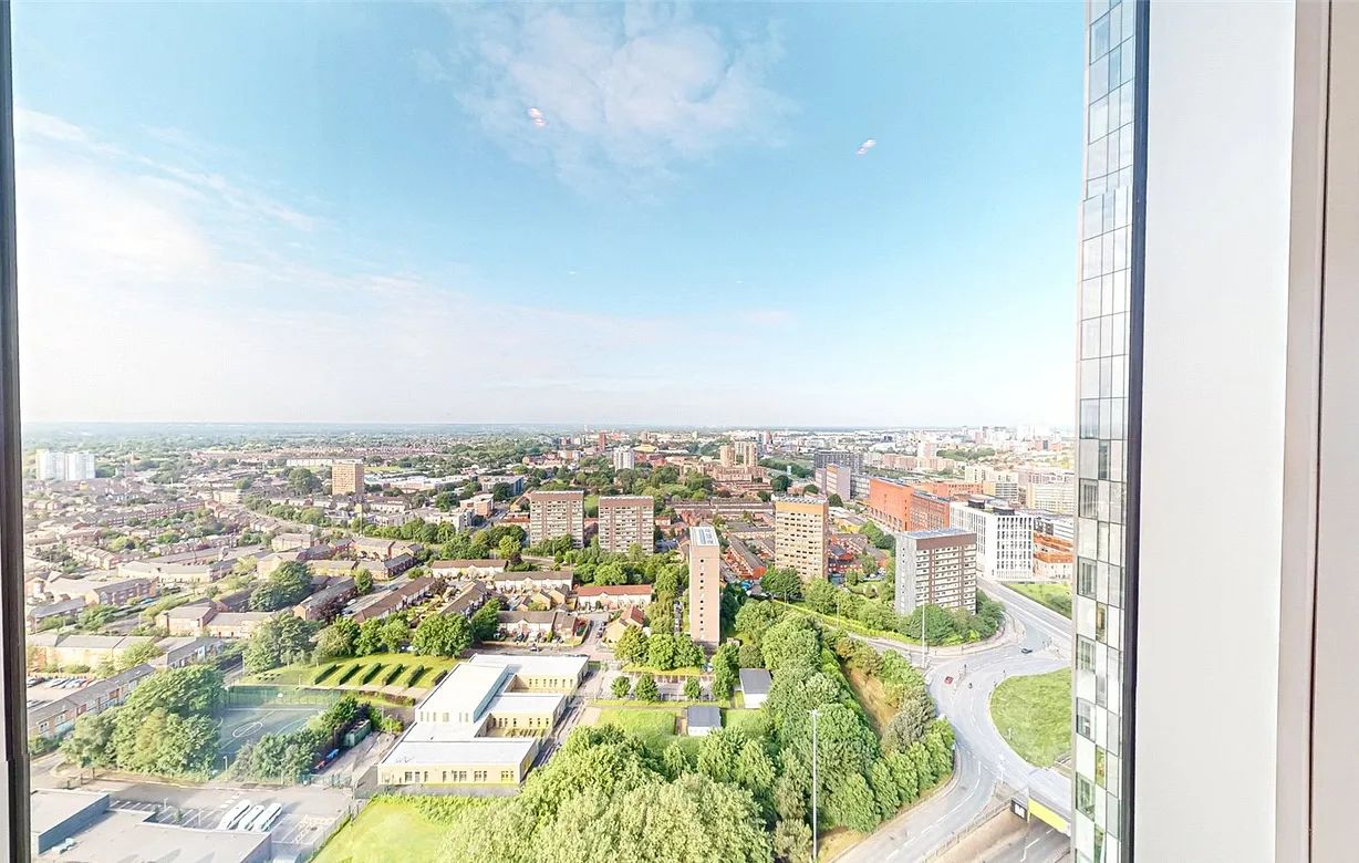 2 bedroom apartment to rent - Bentley Hurst