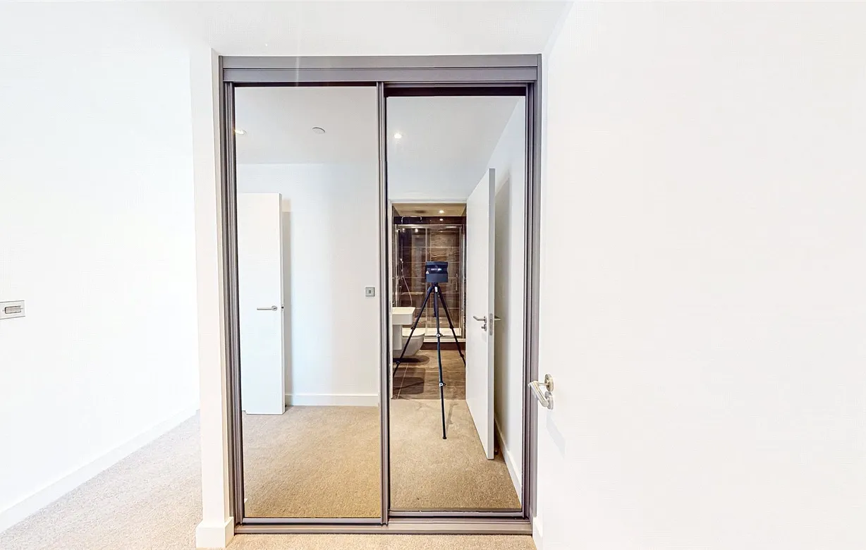 2 bedroom apartment to rent - Bentley Hurst