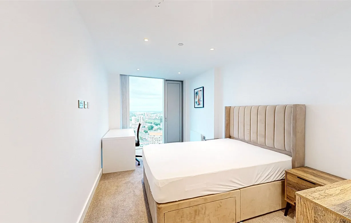 2 bedroom apartment to rent - Bentley Hurst