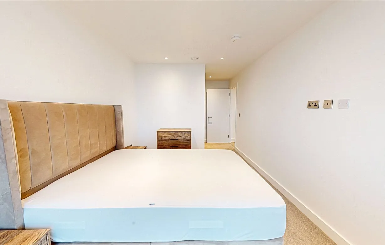 2 bedroom apartment to rent - Bentley Hurst