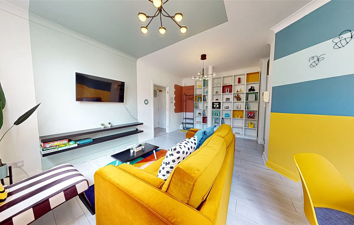 1 bedroom apartment for sale - Bentley Hurst