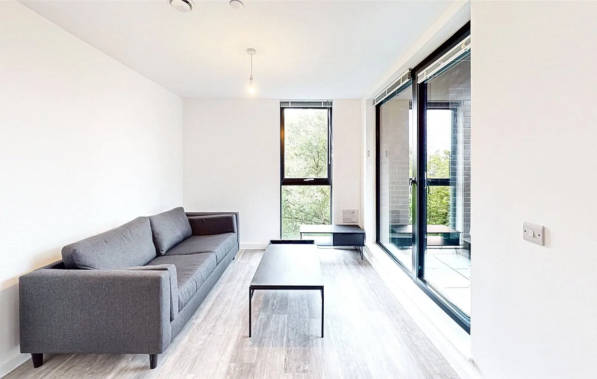 2 bedroom apartment to rent - Bentley Hurst