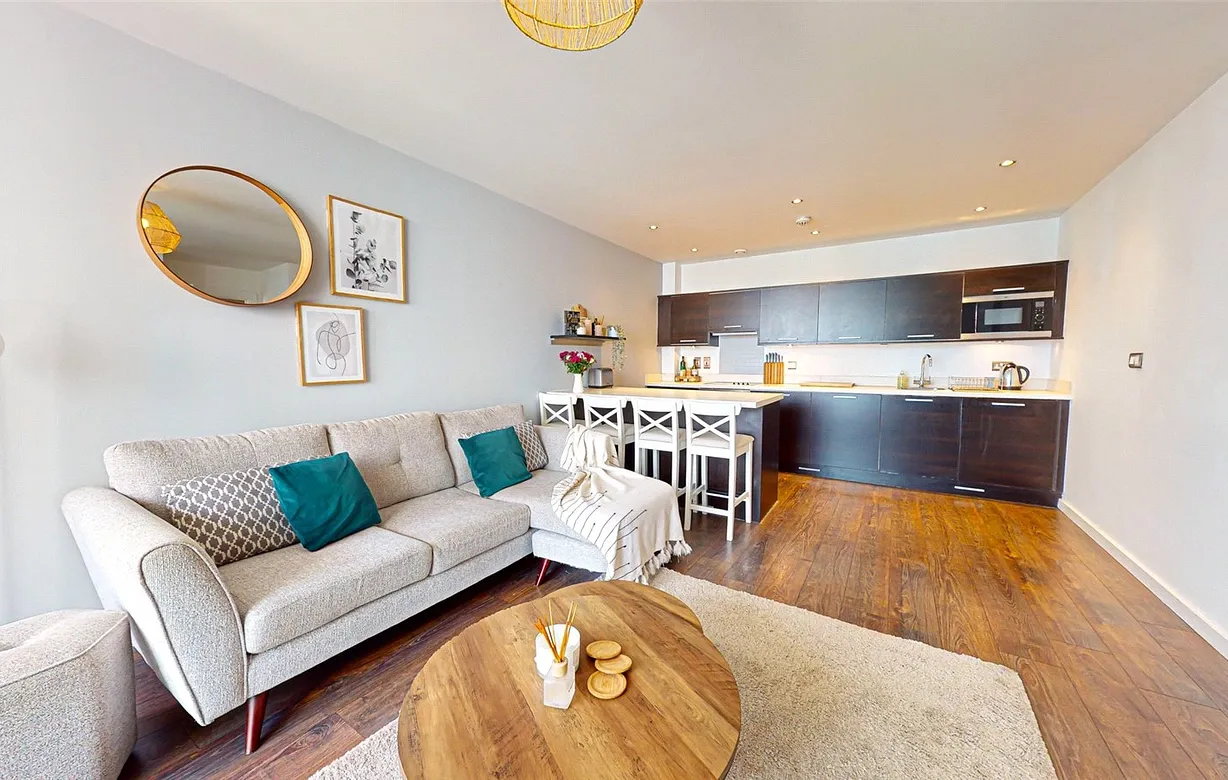 2 bedroom apartment for sale - Bentley Hurst