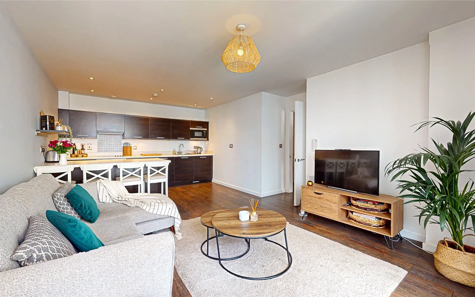 2 bedroom apartment for sale - Bentley Hurst