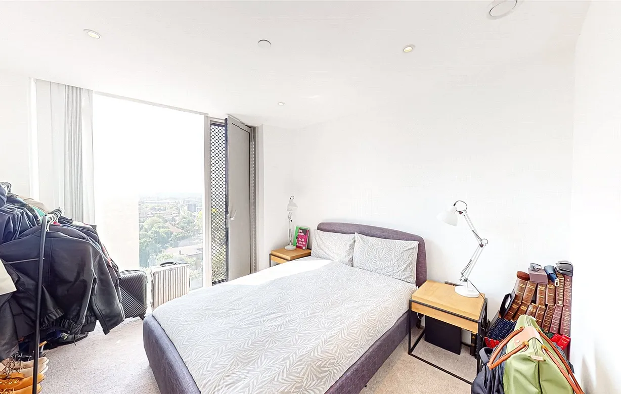 2 bedroom apartment to rent - Bentley Hurst