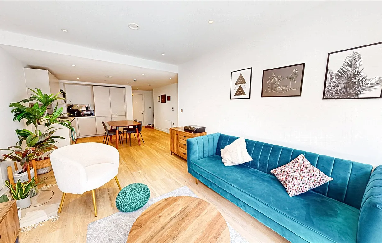 2 bedroom apartment to rent - Bentley Hurst - undefined