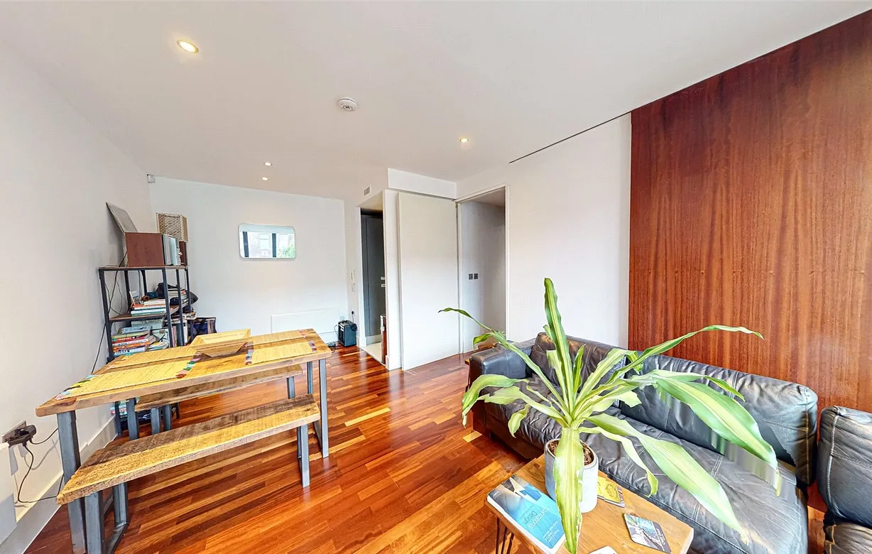 2 bedroom apartment to rent - Bentley Hurst