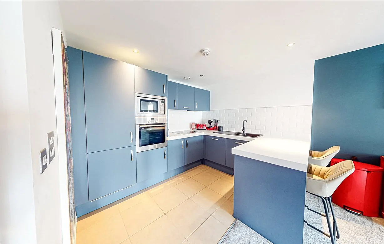 2 bedroom apartment to rent - Bentley Hurst