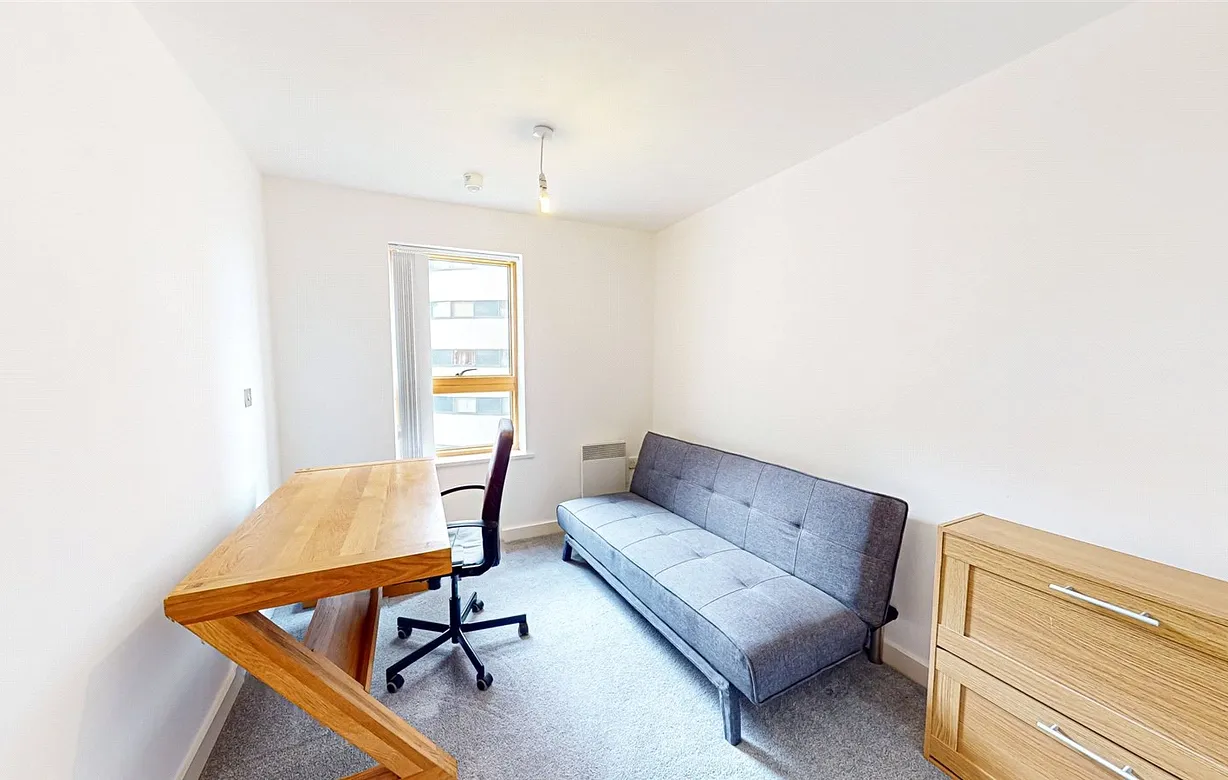 2 bedroom apartment to rent - Bentley Hurst