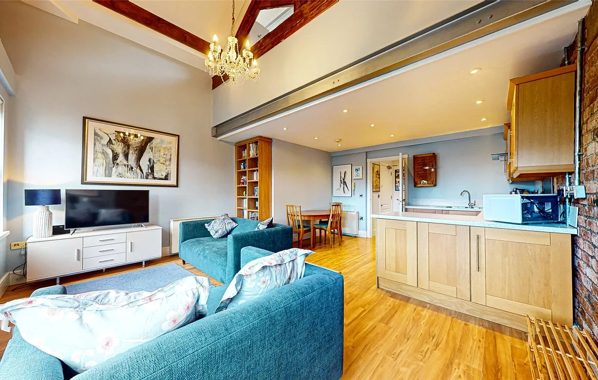 2 bedroom apartment for sale - Bentley Hurst