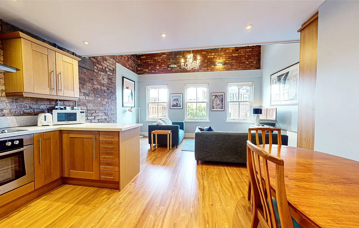 2 bedroom apartment for sale - Bentley Hurst